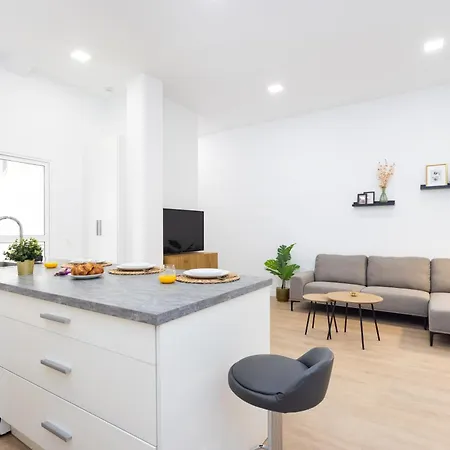 Home2book Spacious Family Home, Cruz Center * Santa-Cruz de Ténérife
