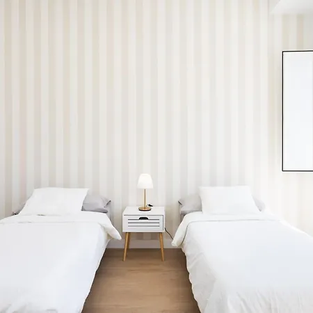 Home2book Spacious Family Home, Cruz Center * 圣克鲁斯-德特内里费