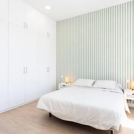 Home2book Spacious Family Home, Cruz Center 公寓