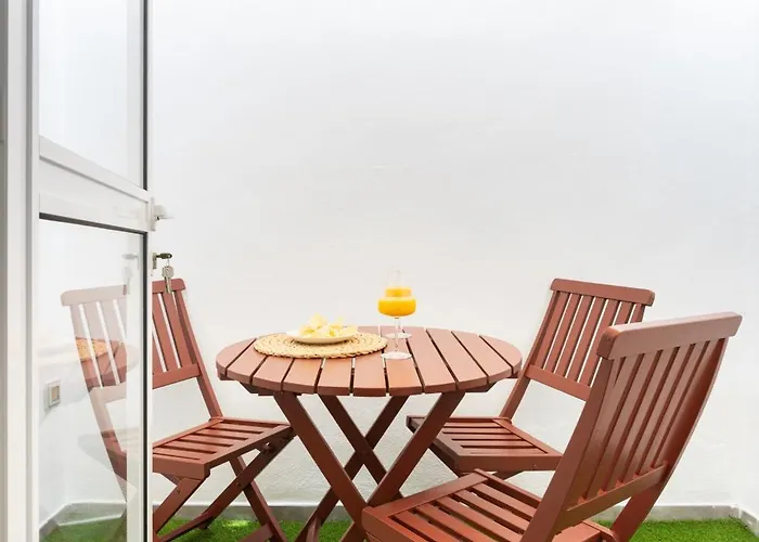 Home2book Spacious Family Home, Cruz Center *