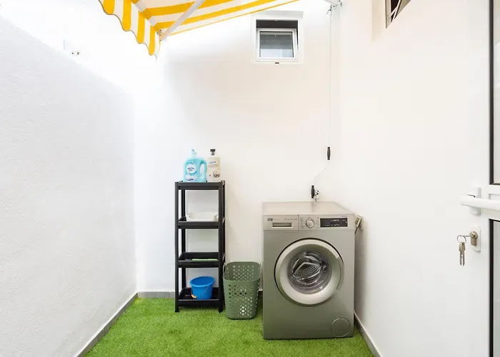 Home2book Spacious Family Home, Cruz Center Appartement