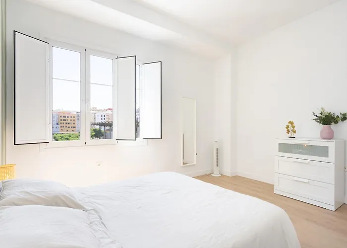 Home2book Spacious Family Home, Cruz Center