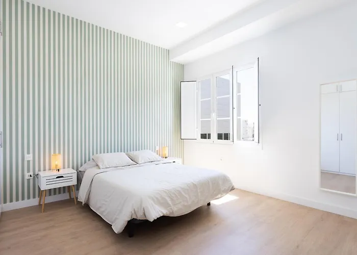 Home2book Spacious Family Home, Cruz Center דירה